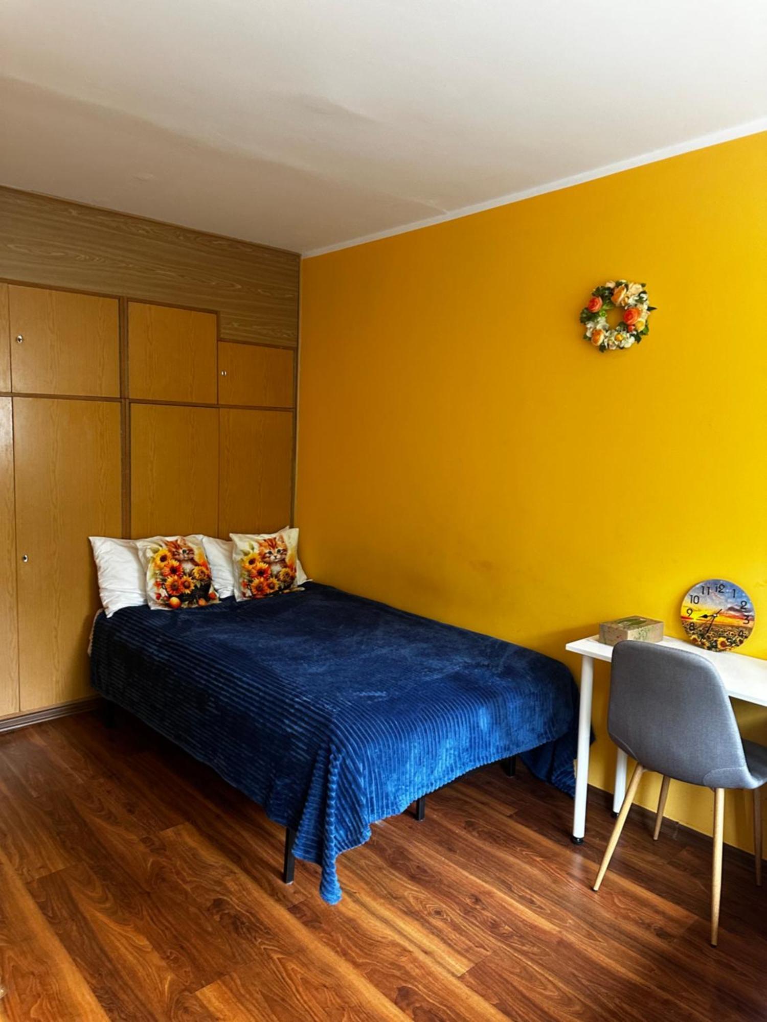 Travel House Wroclaw Hotel Екстериор снимка