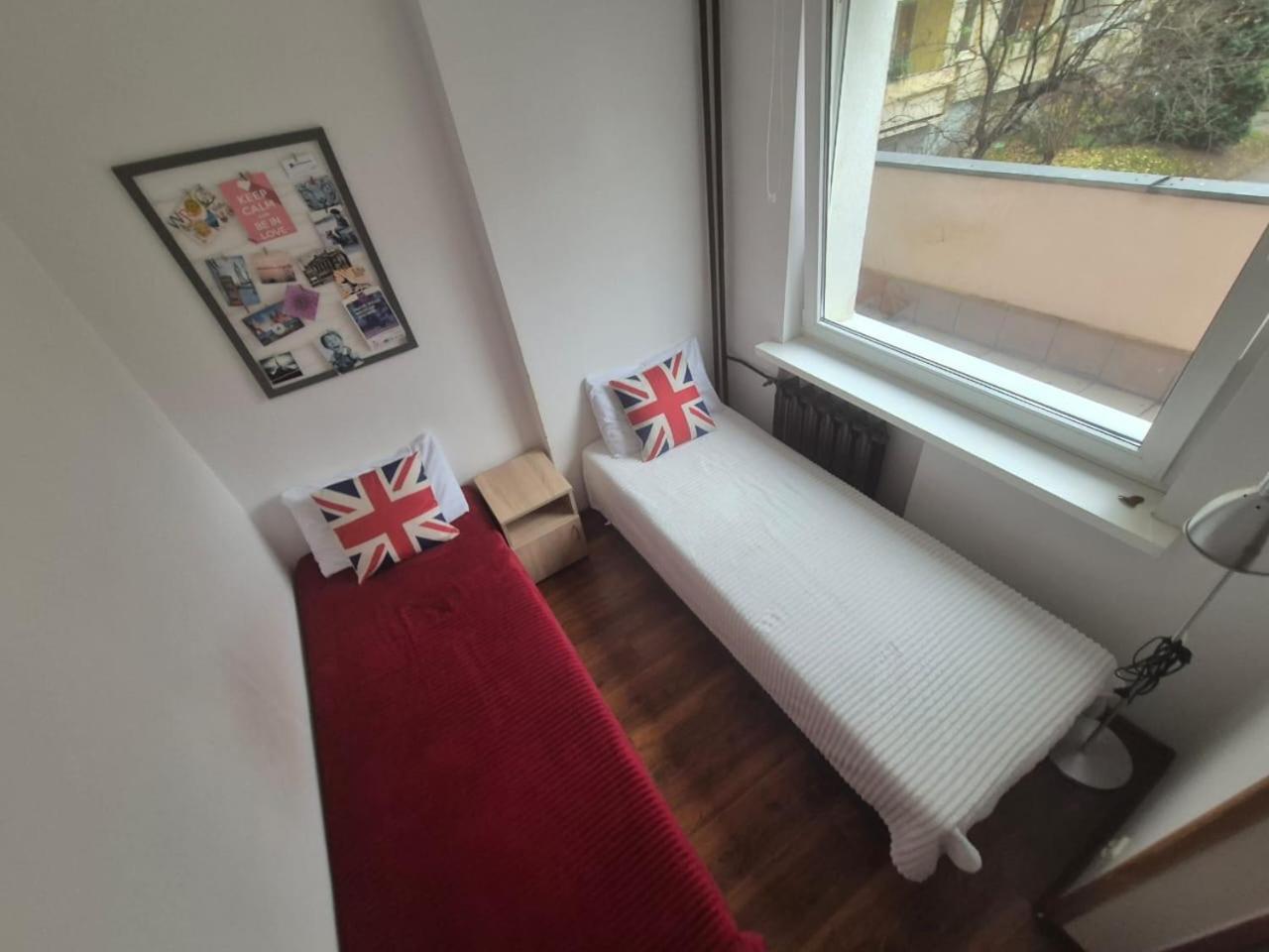 Travel House Wroclaw Hotel Екстериор снимка