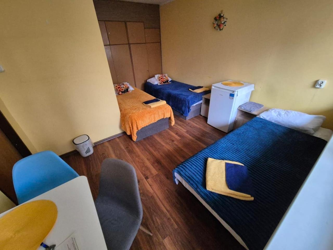 Travel House Wroclaw Hotel Екстериор снимка
